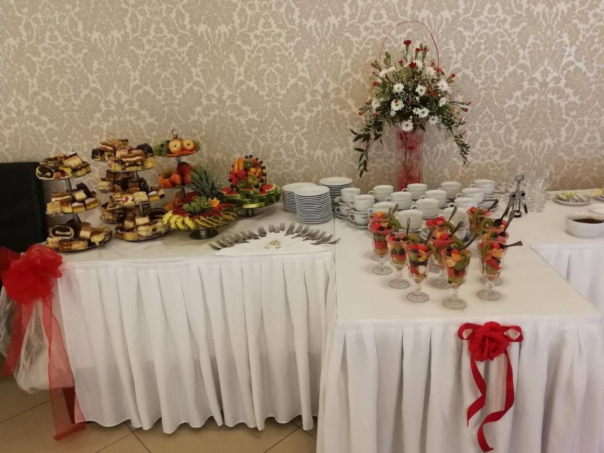 Sloneczna Hotell Miedzygorze Exteriör bild